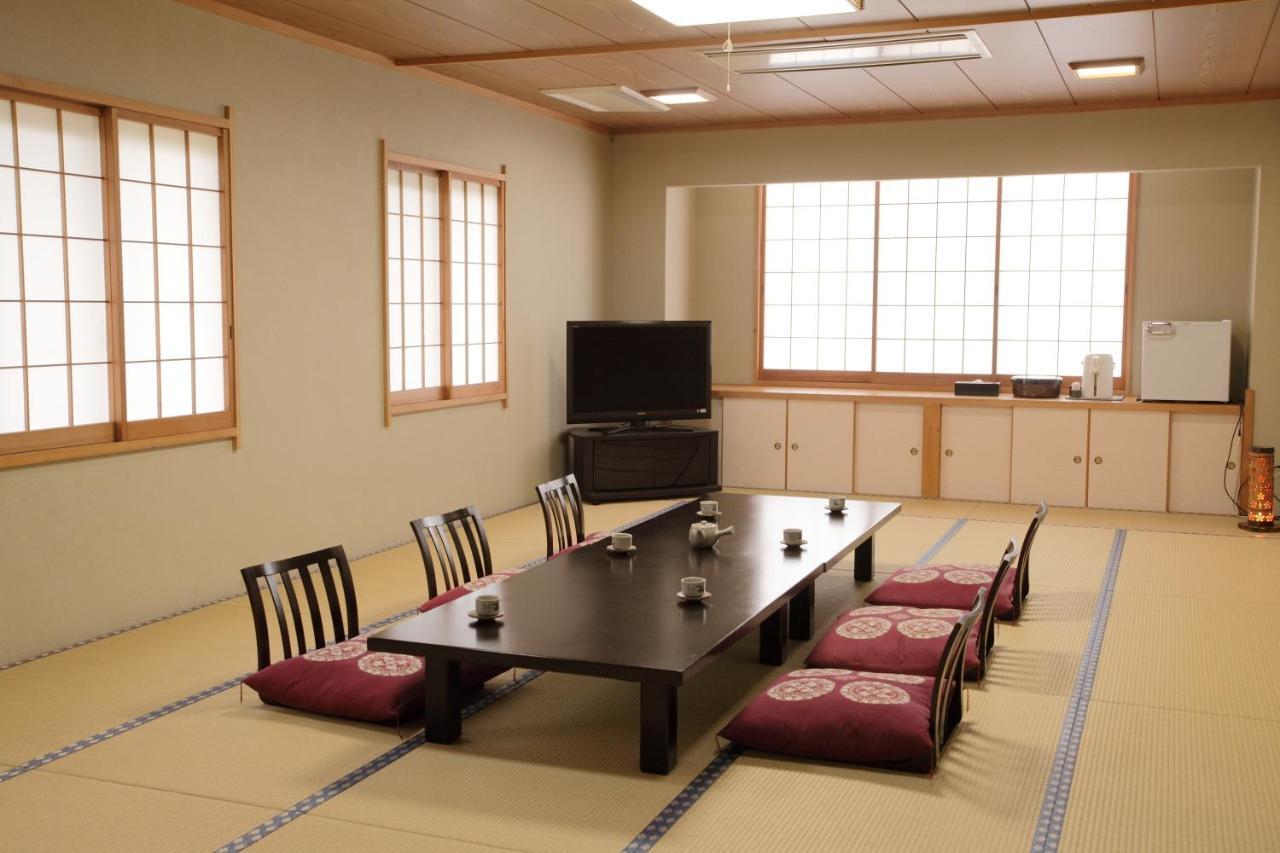 Hotel Sanazawa-No-Mori Numata  Pokoj fotografie