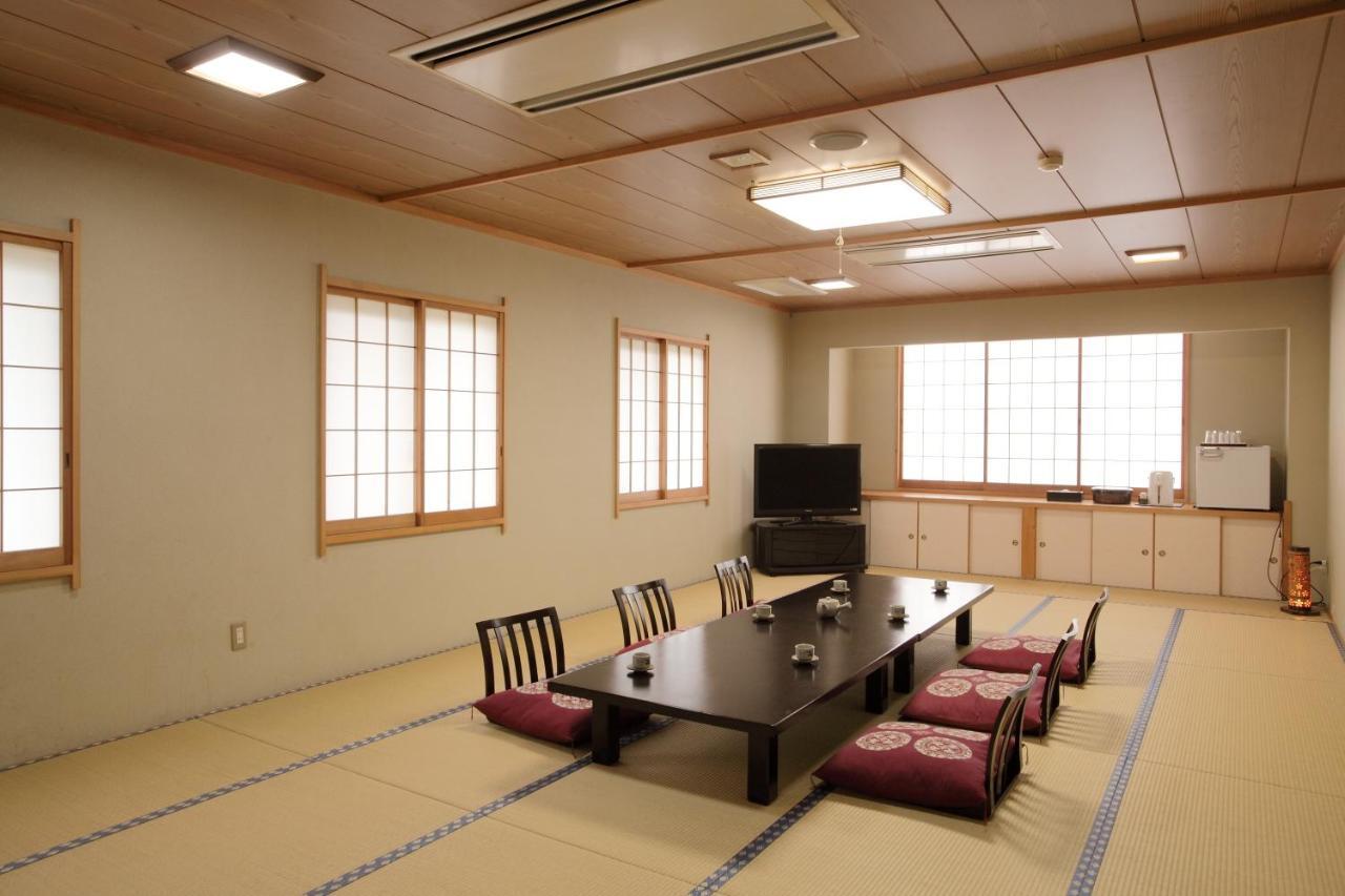 Hotel Sanazawa-No-Mori Numata  Pokoj fotografie
