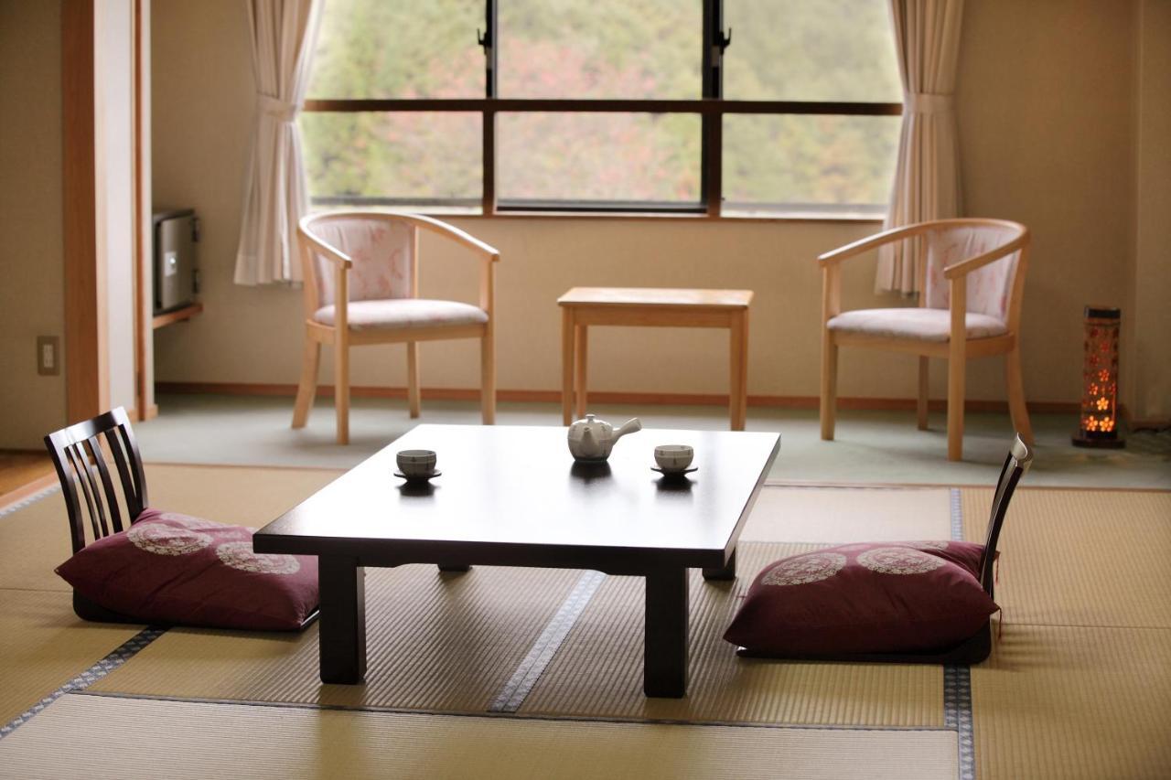 Hotel Sanazawa-No-Mori Numata  Pokoj fotografie